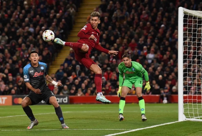  那不勒斯连胜势头遭弱旅终结  