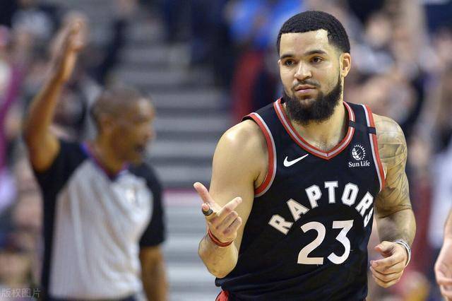  猛龙西亚卡姆达成亿元续约，北境之王留核心  