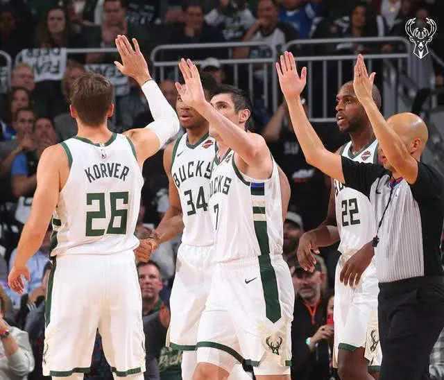  字母哥蝉联常规赛MVP创队史纪录  